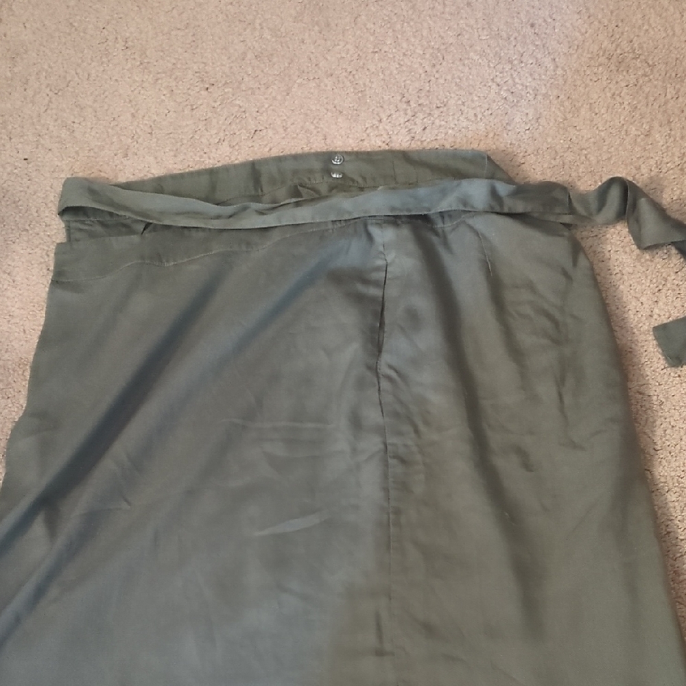 GAP Green Wrap Midi Skirt for Casual Wear